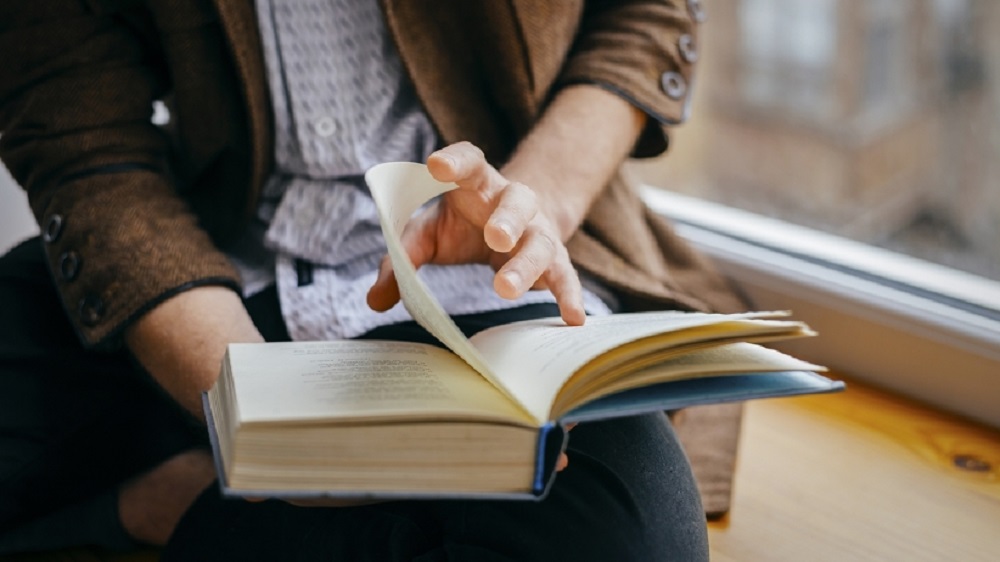 How to Develop a Reading Habit in Adults