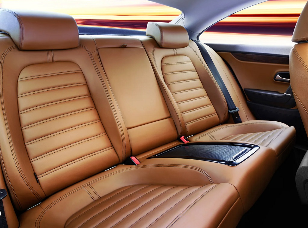 How do car detailers clean seats?