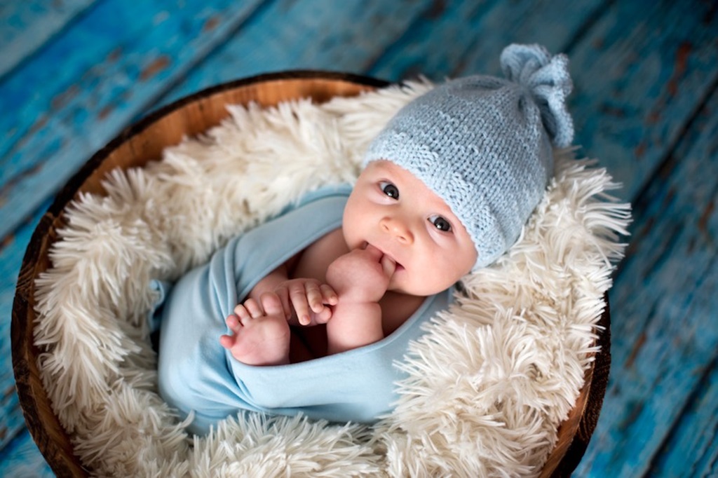 How do I start my newborn photography?